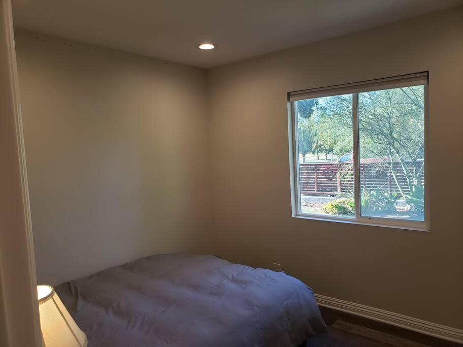 Bouganvilla 4-Bedroom, 2-Baths, Single Family House Thousand Oaks Bagian luar foto